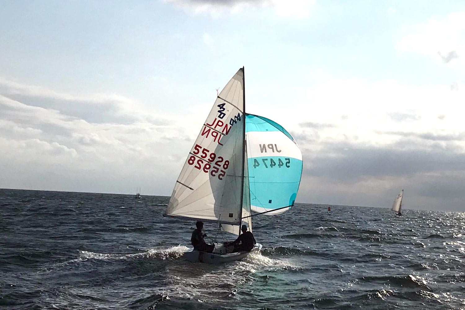 セール・レーシング